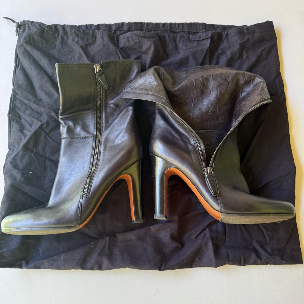 Coach - Vintage Black Leather Heeled Boots - Size 10